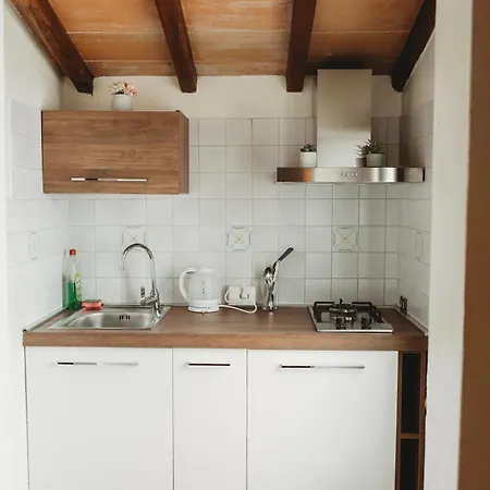 Borgo Terrosi Nocleg ze śniadaniem 4*