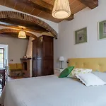 Borgo Terrosi B&B 4*