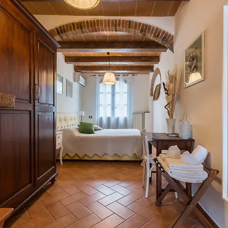 Borgo Terrosi 4*