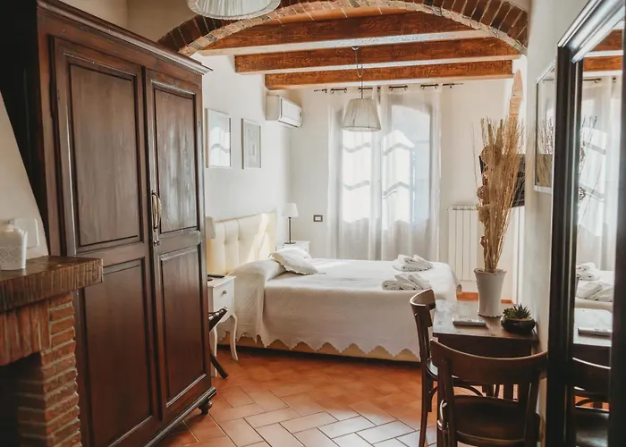 Borgo Terrosi فندق مبيت وإفطار سينالونغا