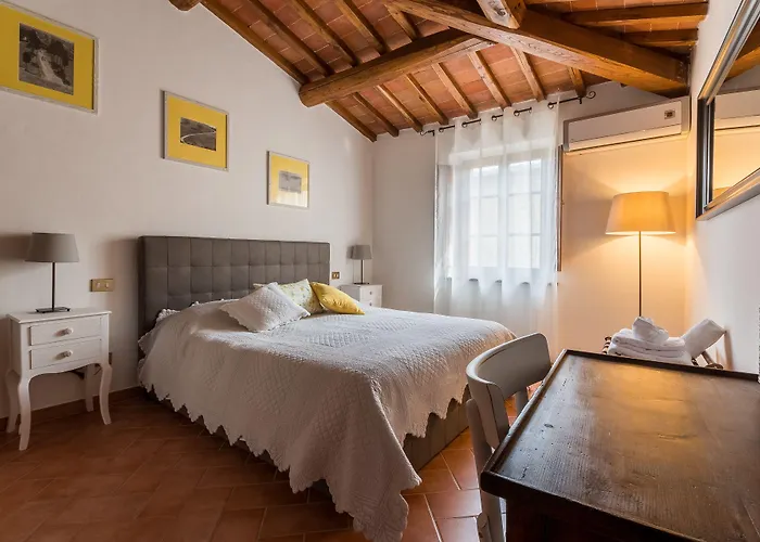 Borgo Terrosi 4* سينالونغا