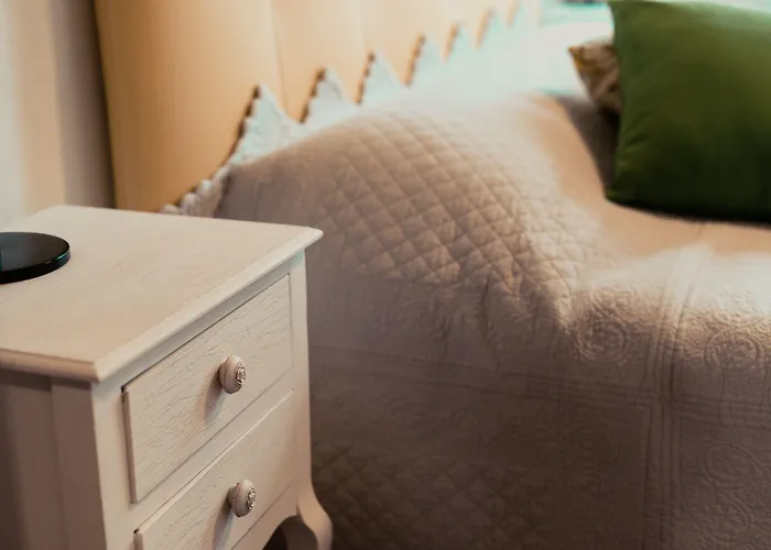 Borgo Terrosi 4* سينالونغا